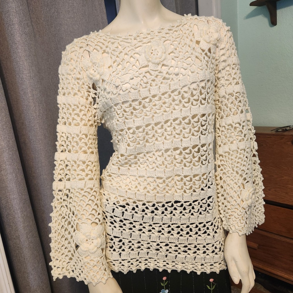 Vtg 80s Leroy Open Knit Crochet Womens Sweater Rosette Accents Bell Sleeves